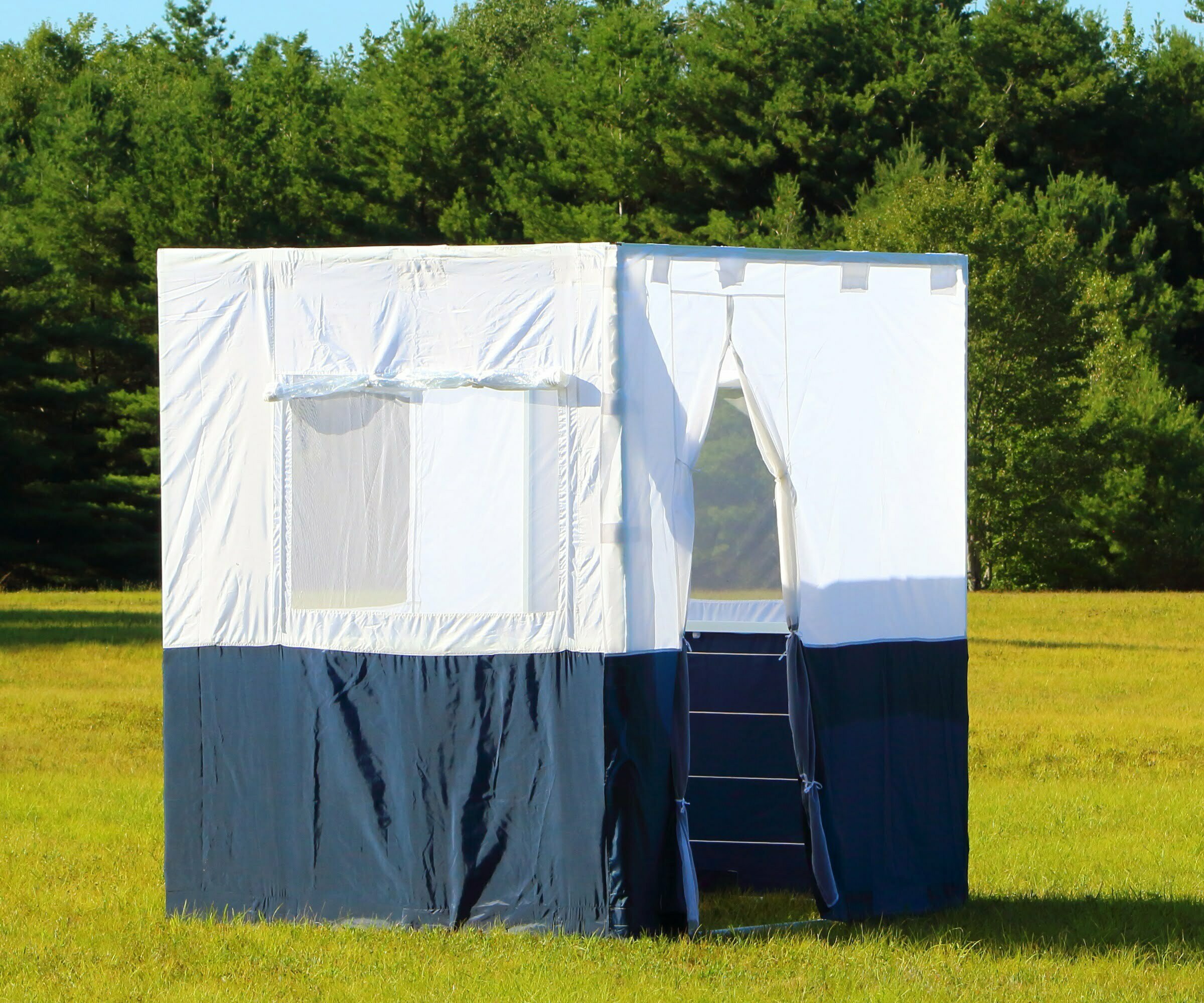 Why Is the Sukkah Covered With Plant Material (Schach)? 